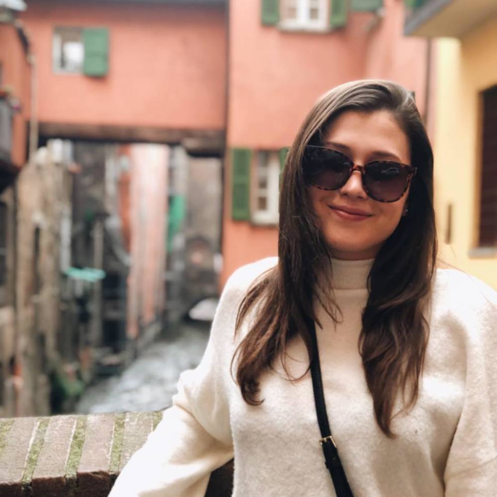 Meet your Posher, Jillian